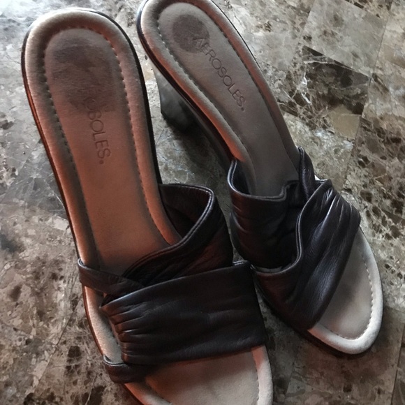 AEROSOLES - Brown Leather Slides - 11B - 3 1/2” heel. - Picture 4 of 4